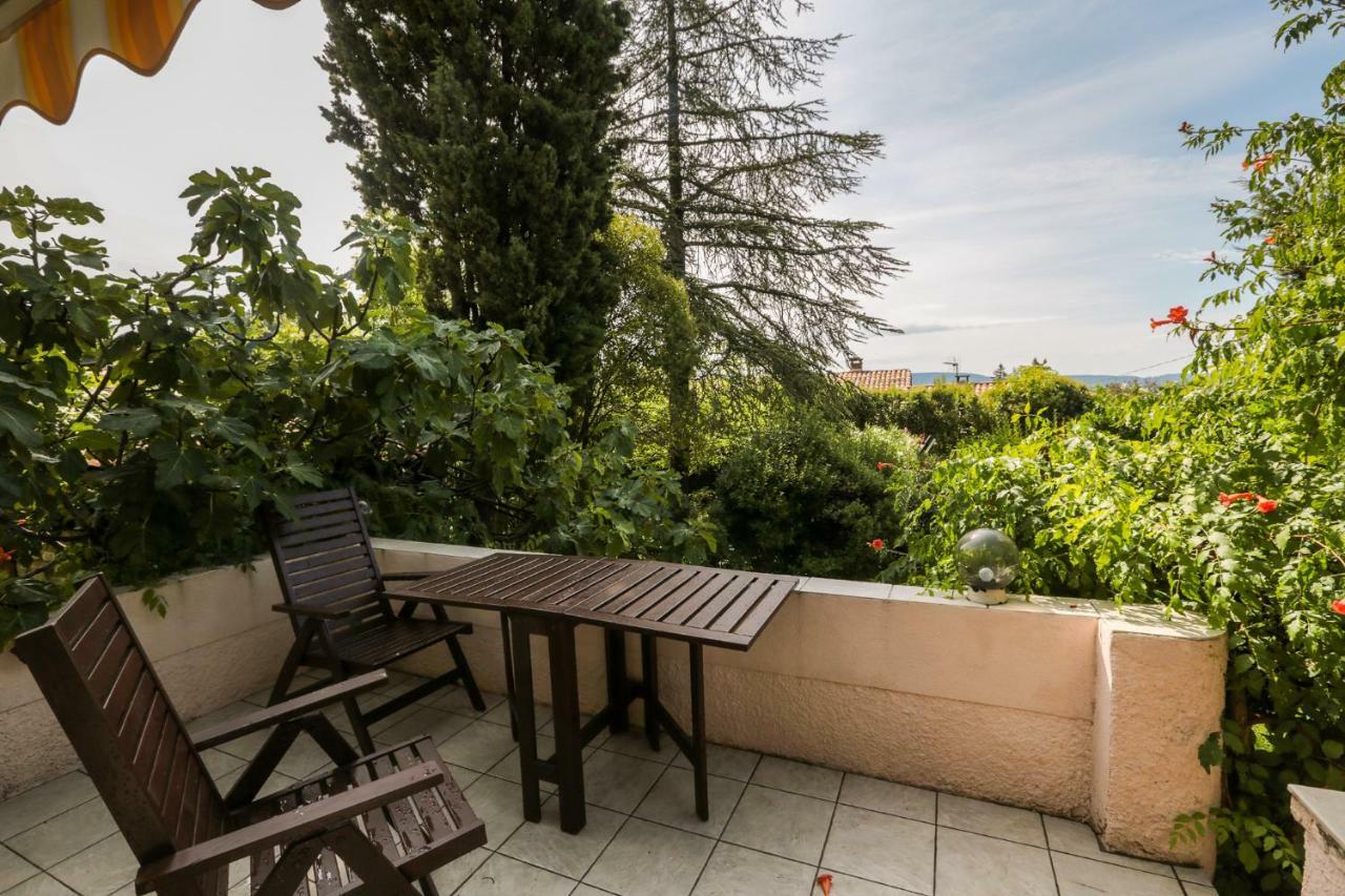 Rêve de Provence Villa avec jardin et piscine Forcalquier Extérieur photo