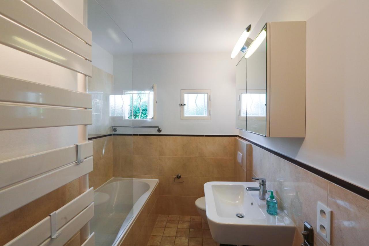 Rêve de Provence Villa avec jardin et piscine Forcalquier Extérieur photo